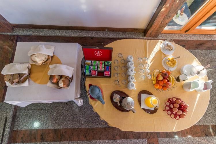 Guesthouse Zivko Dobrovce エクステリア 写真